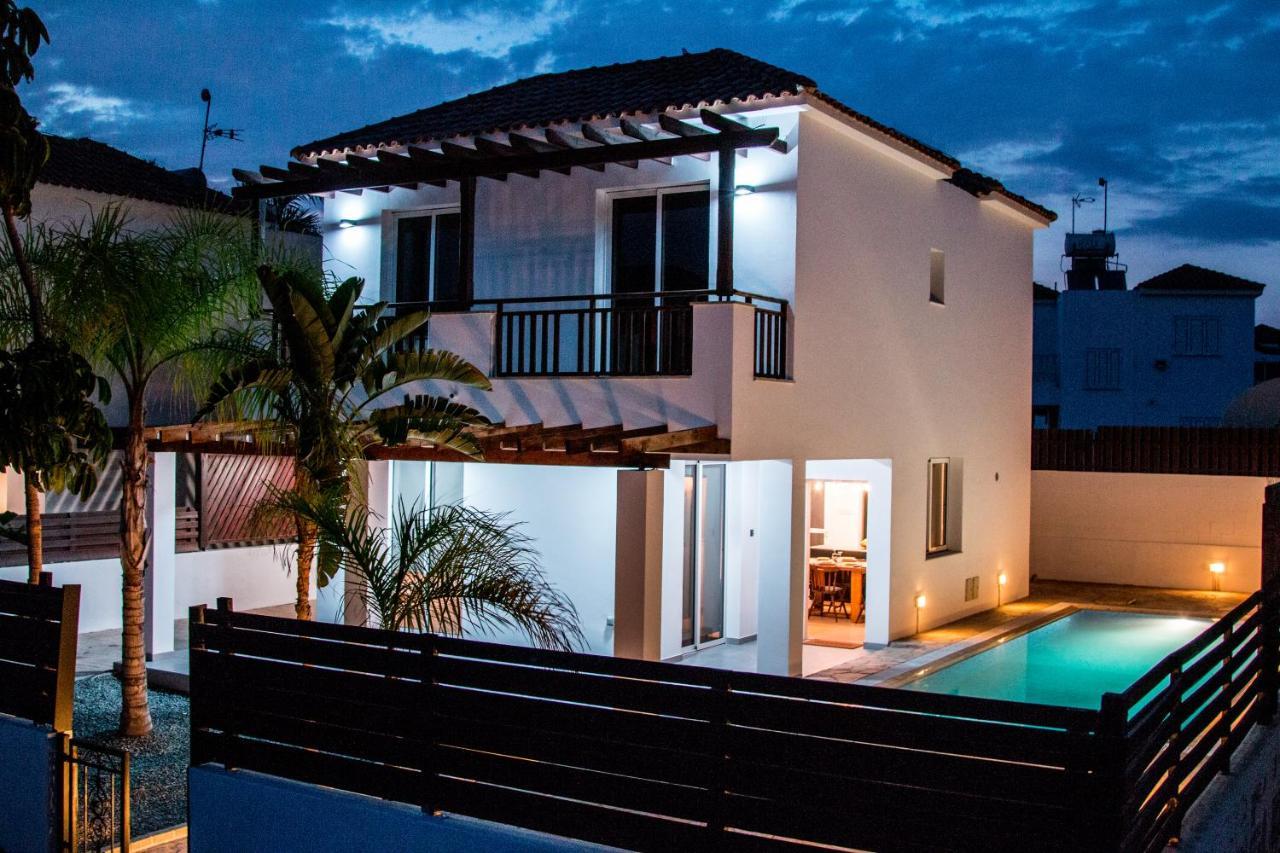 Sweet Destiny Villa With Private Pool 아이아 나파 외부 사진