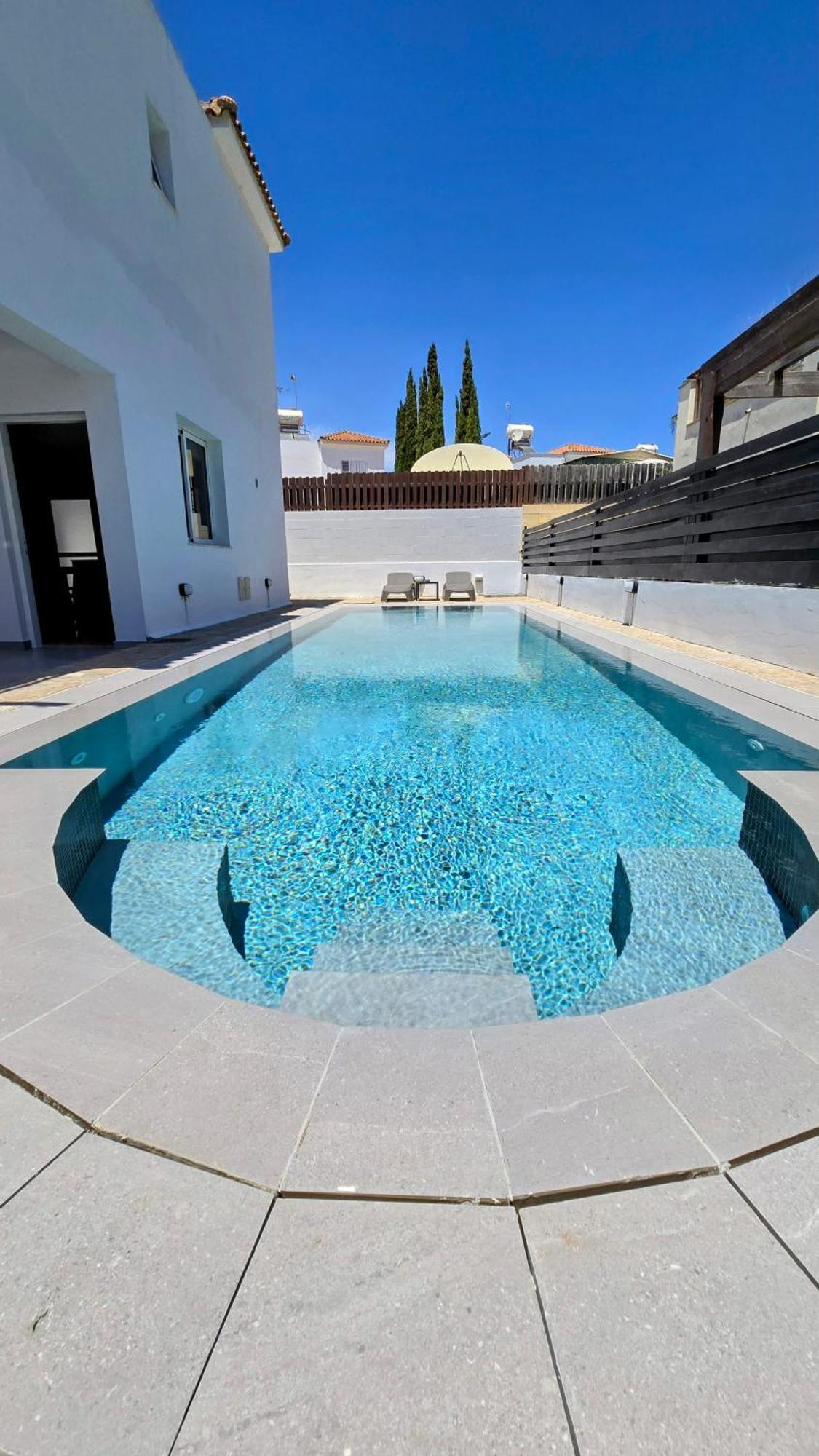 Sweet Destiny Villa With Private Pool 아이아 나파 외부 사진