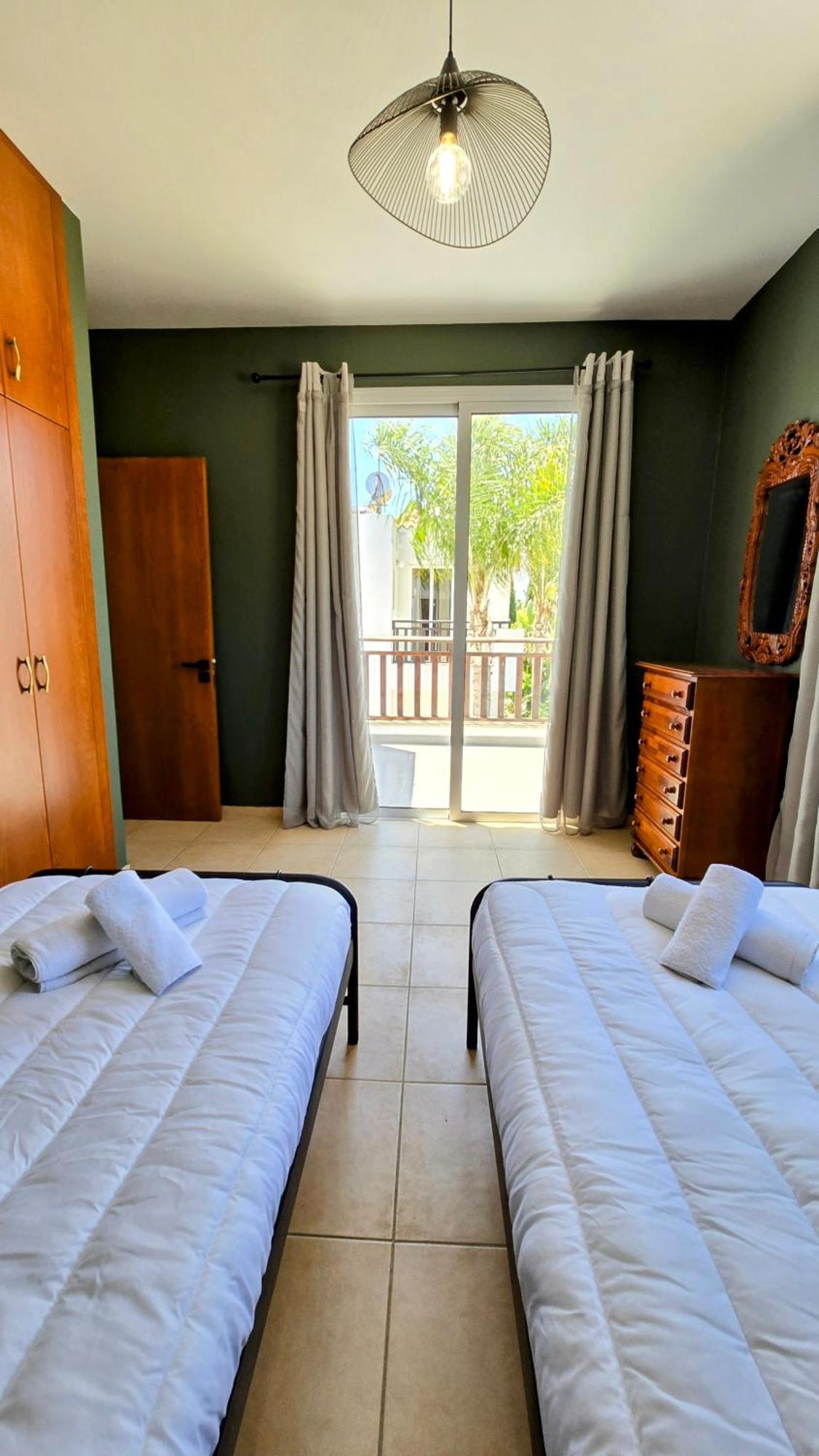 Sweet Destiny Villa With Private Pool 아이아 나파 외부 사진